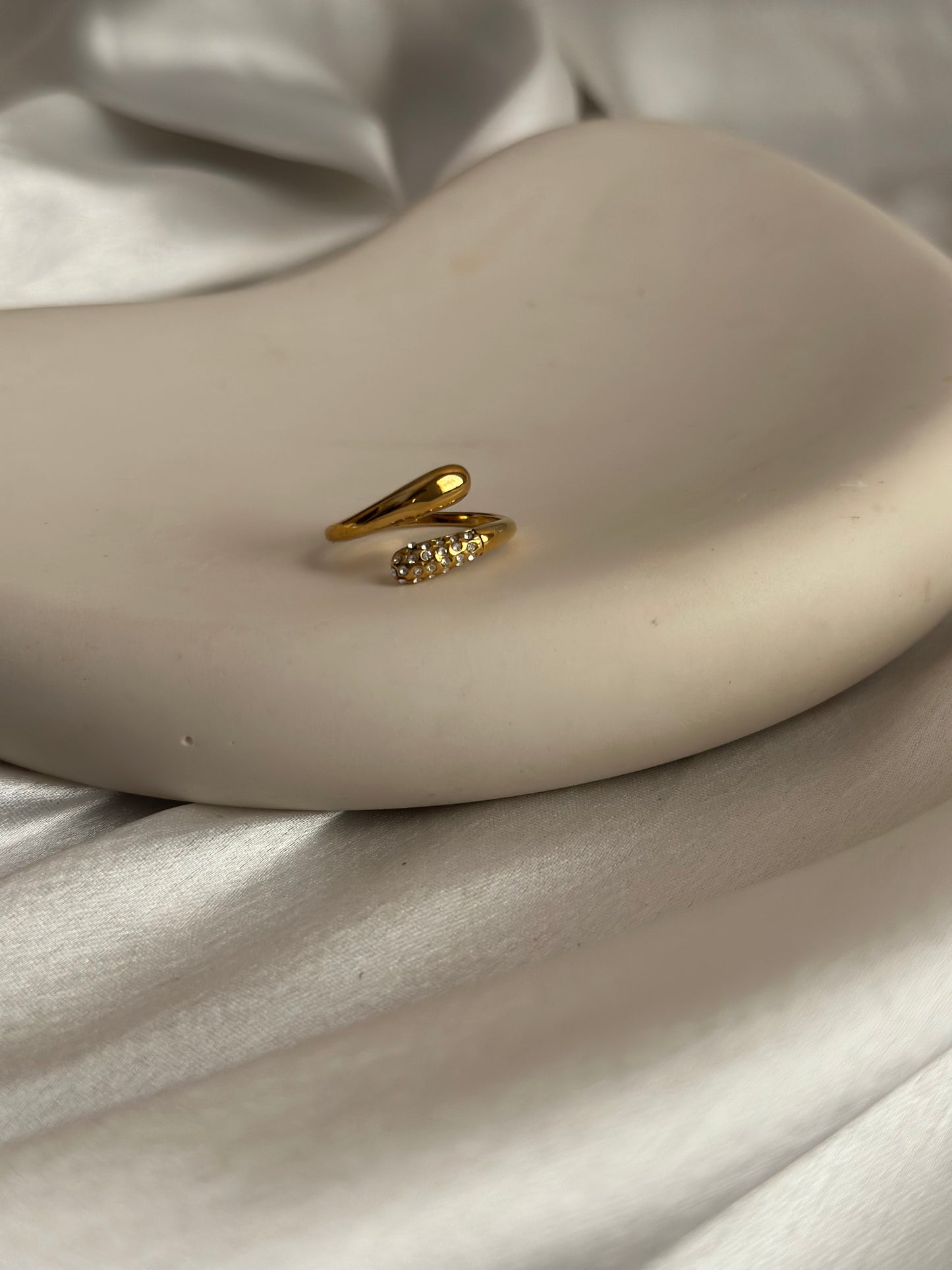 Statement Twisted Ring