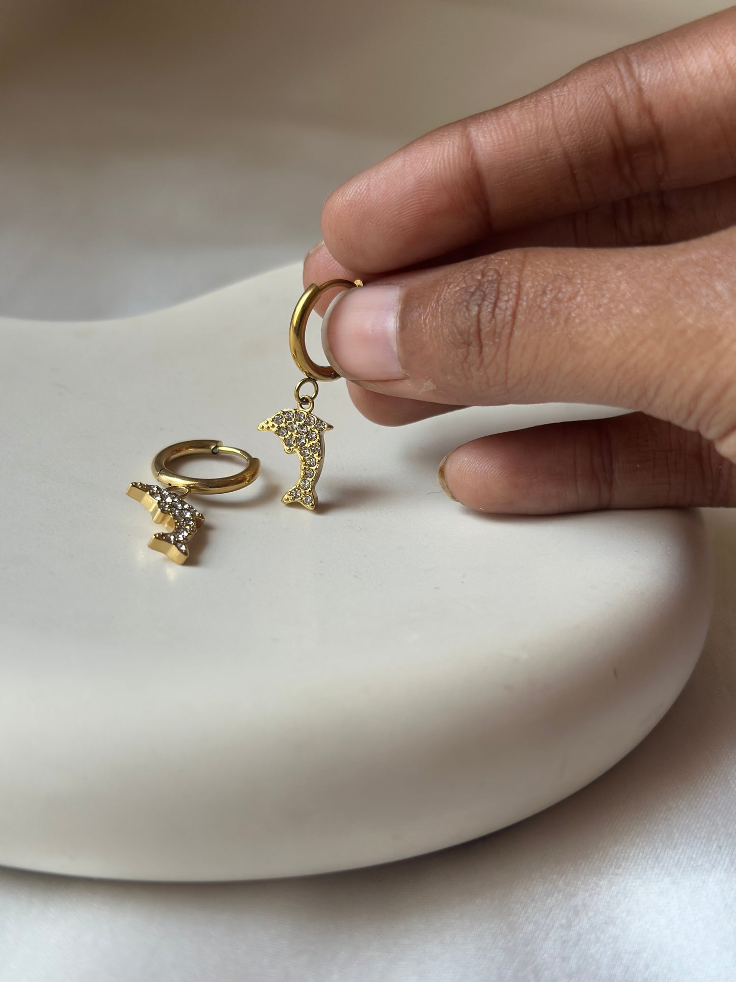 Dolphin Dainty Drops