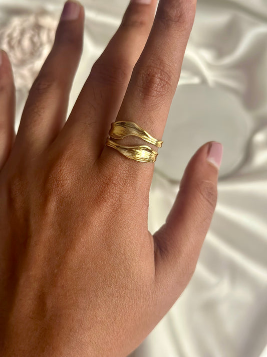 Adjustable wave ring