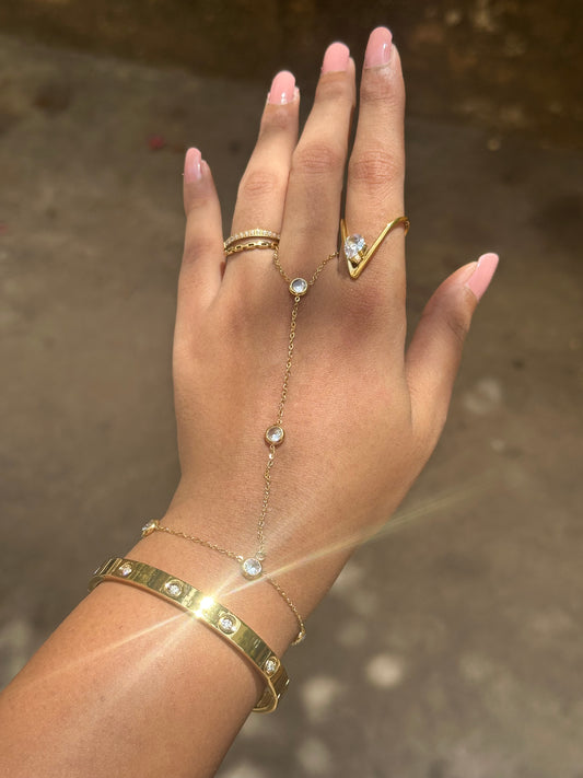Luxe Studded Handchain