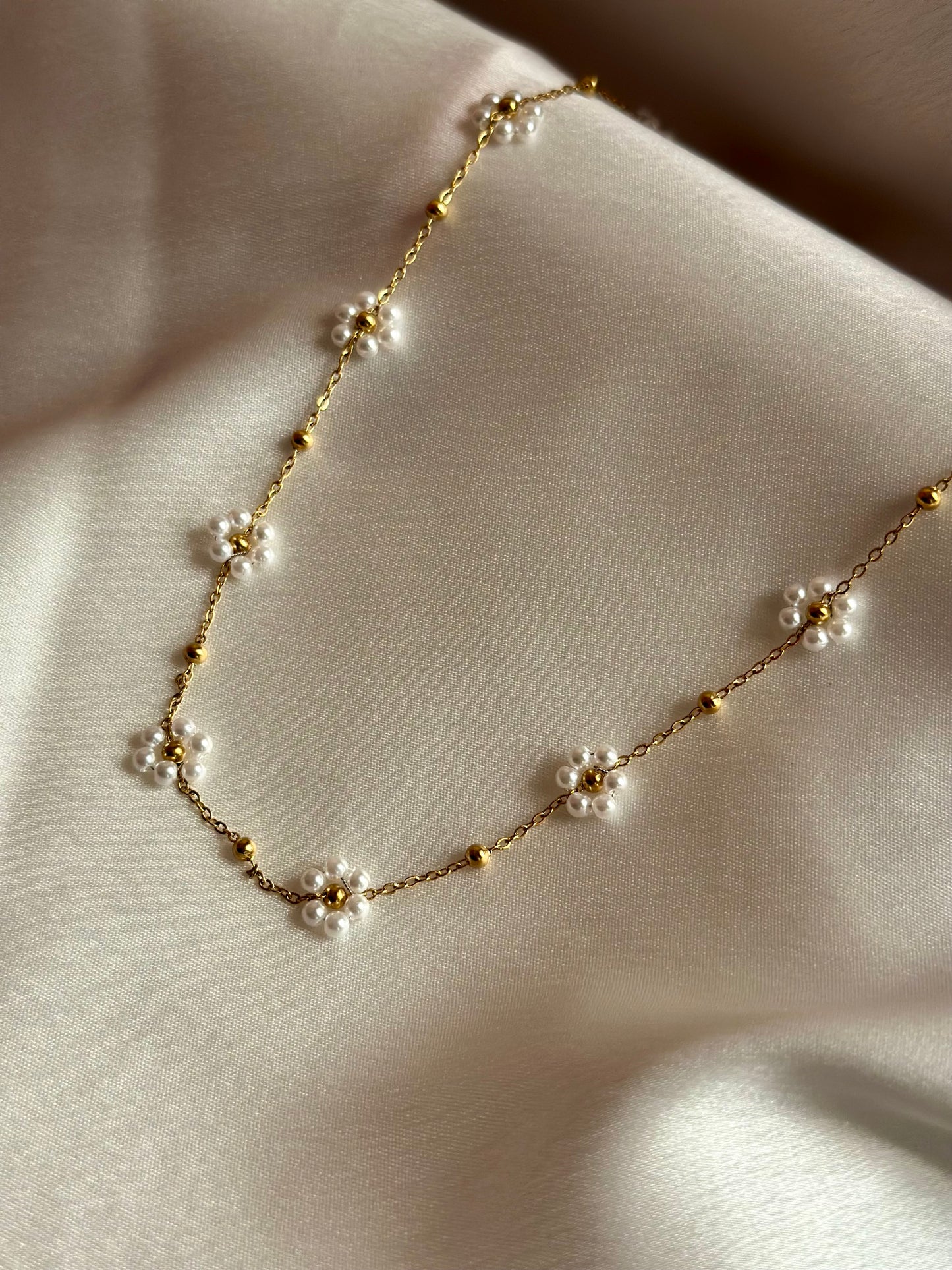 Pearl Flower Necklace