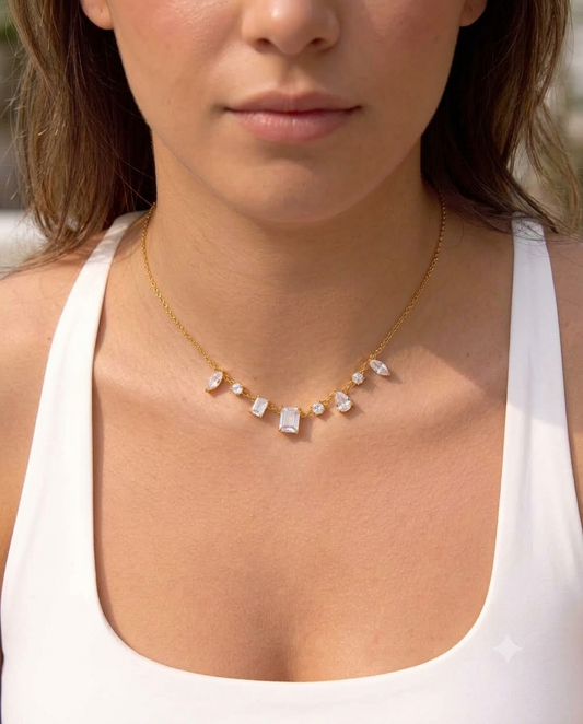 Glimmer Necklace - White stone