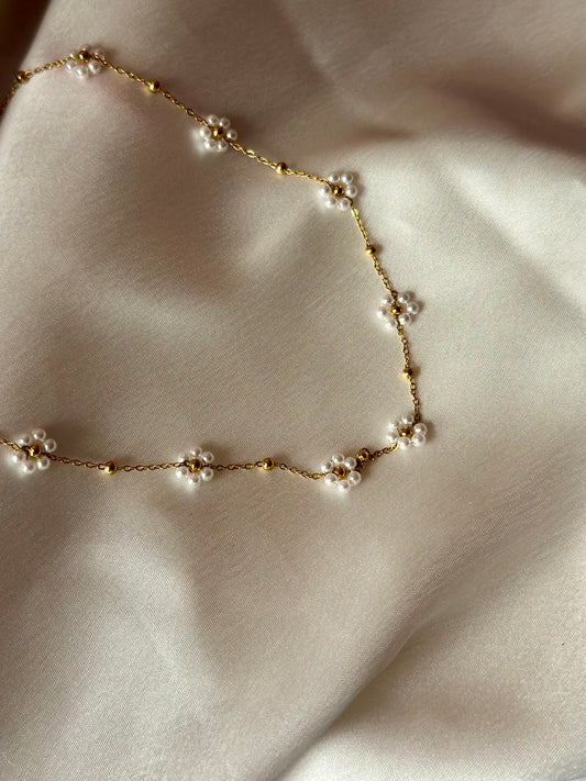 Pearl Flower Necklace