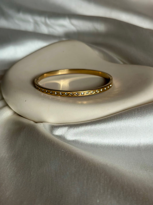 Elegant Tiny Diamond Cuff