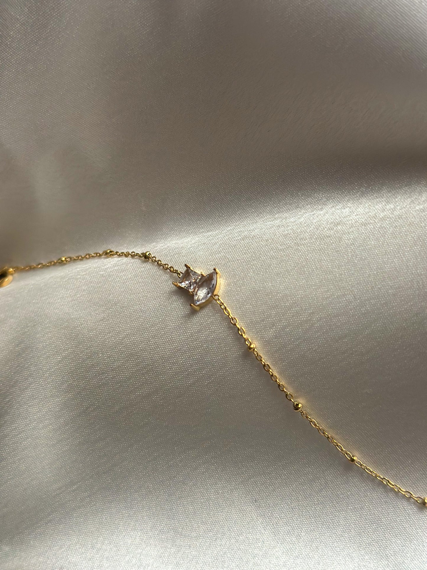 Dainty Stone Bracelet