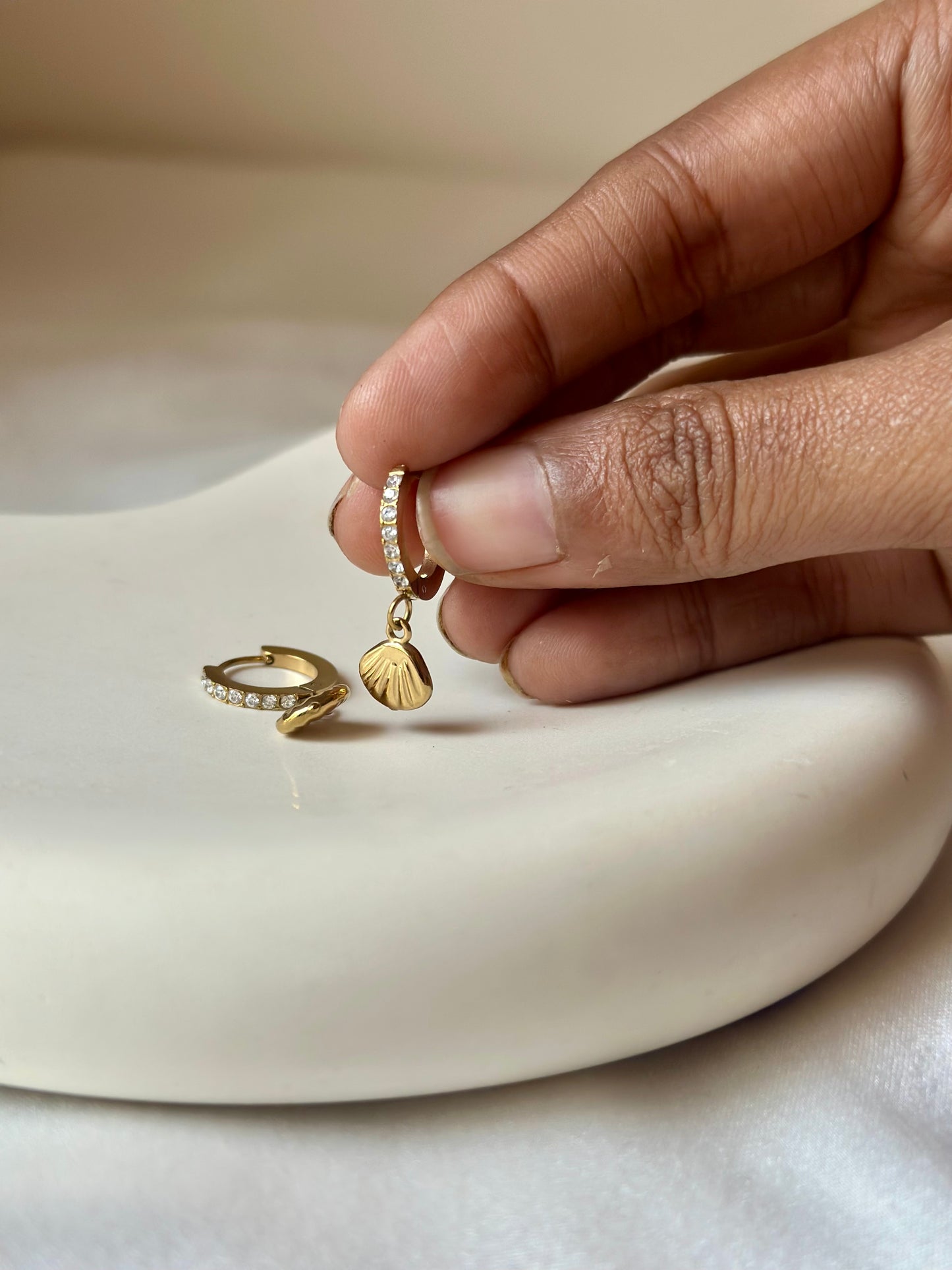Oyster Dainty Drops