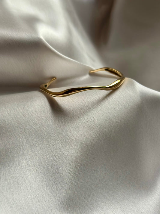 Wave Statement Cuff