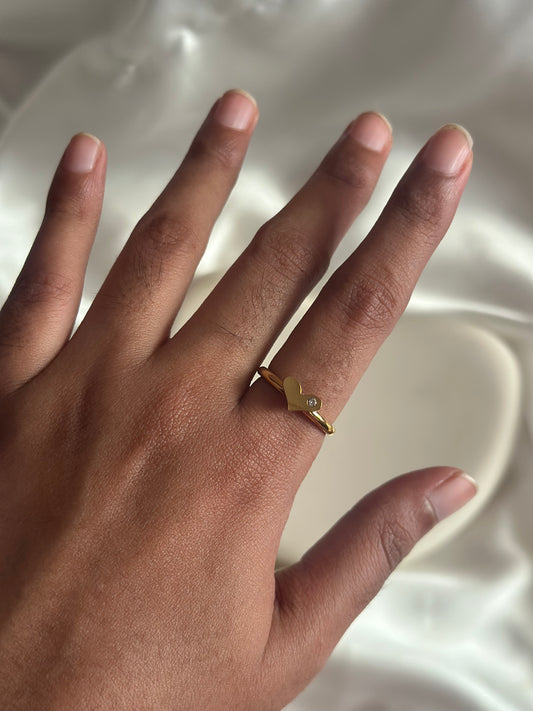 Luxe Tiny Heart Ring