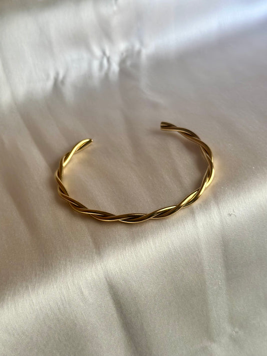 Twisted Cuff