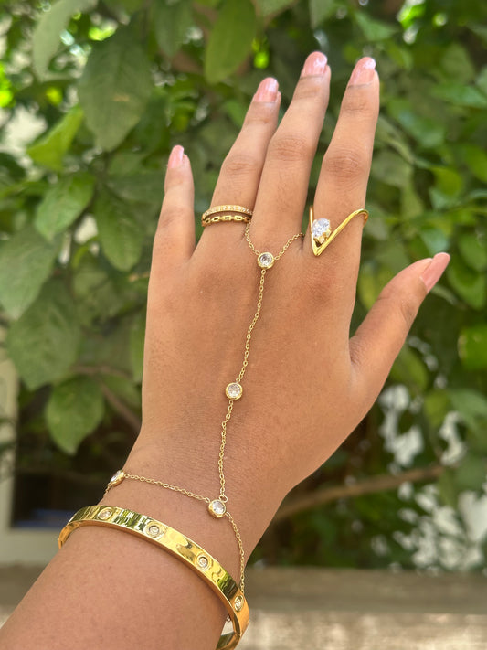 Luxe Studded Handchain