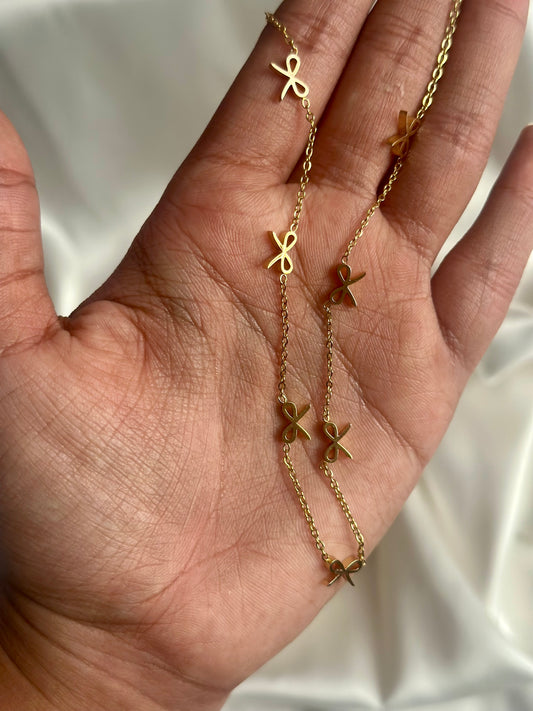 Dainty Bow Necklace