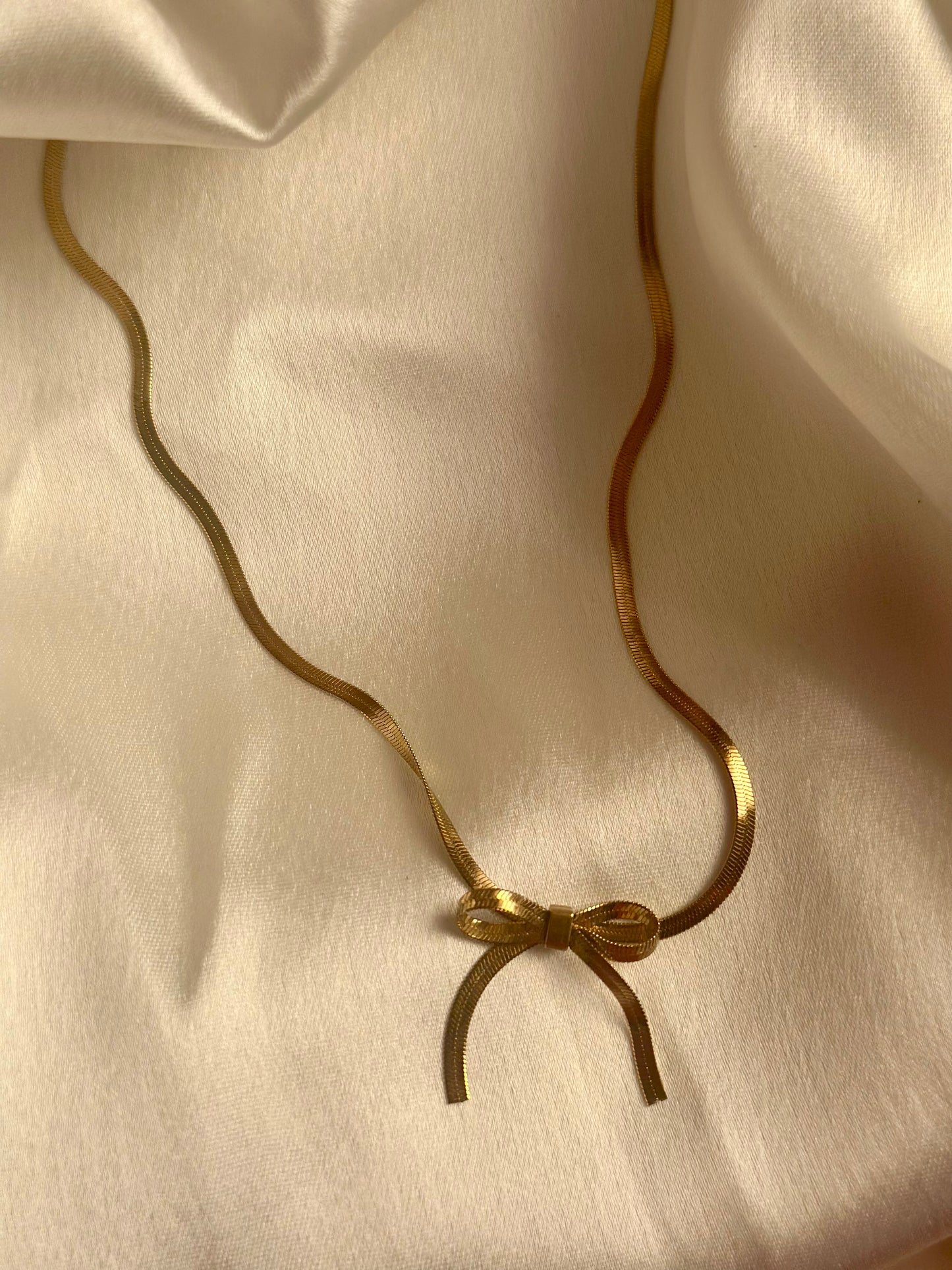 Bow Chocker