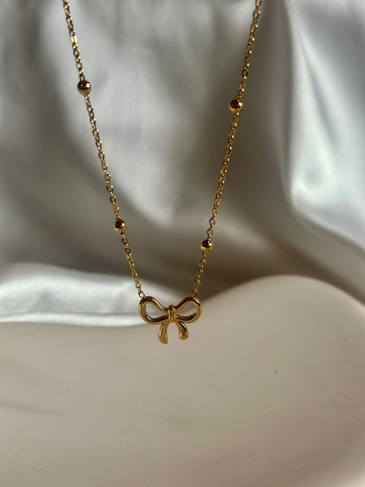 Classic Bow Necklace