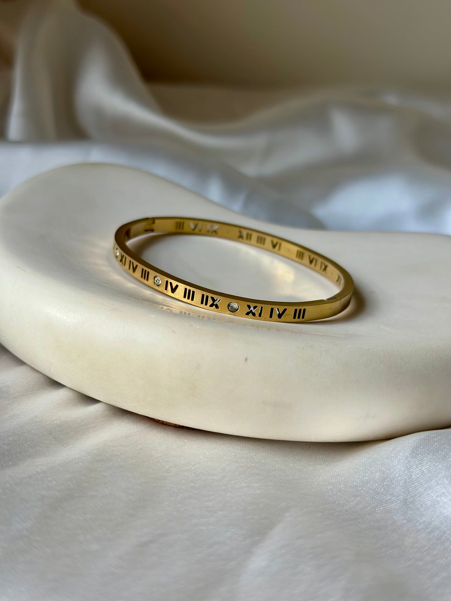 Roman Cuff