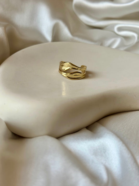 Abstarct wave ring - Adjustable