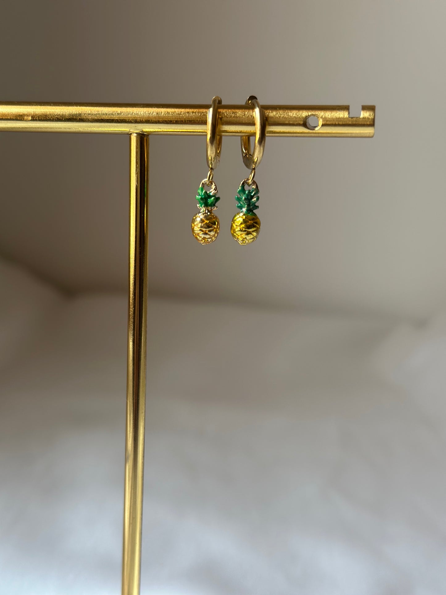 Quirky Pineapple Drops