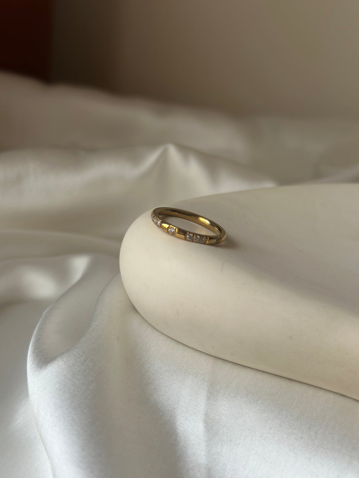 Clara Dainty Ring