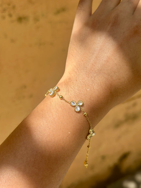 White Zircon Clover Bracelet