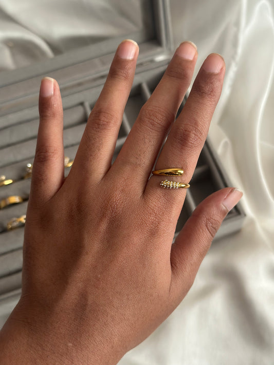 Statement Twisted Ring