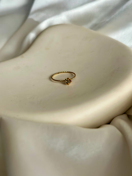 Minimal Flower Ring