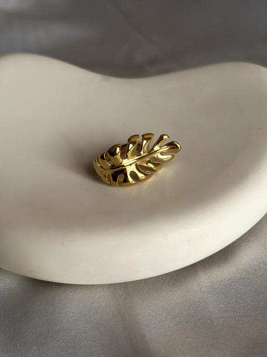 Adjustable Leaf Ring - Statement