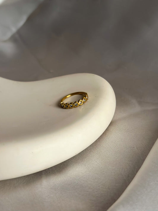 Dainty Princess Ring