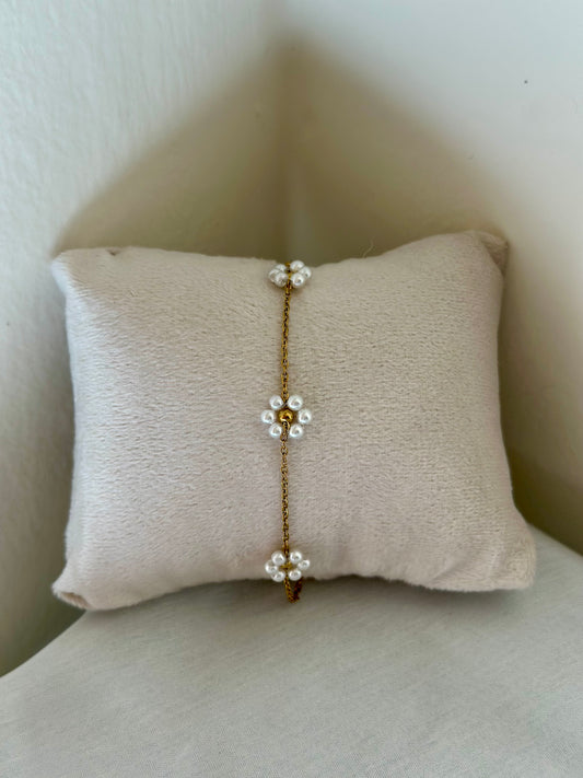 Daisy Flower Bracelet