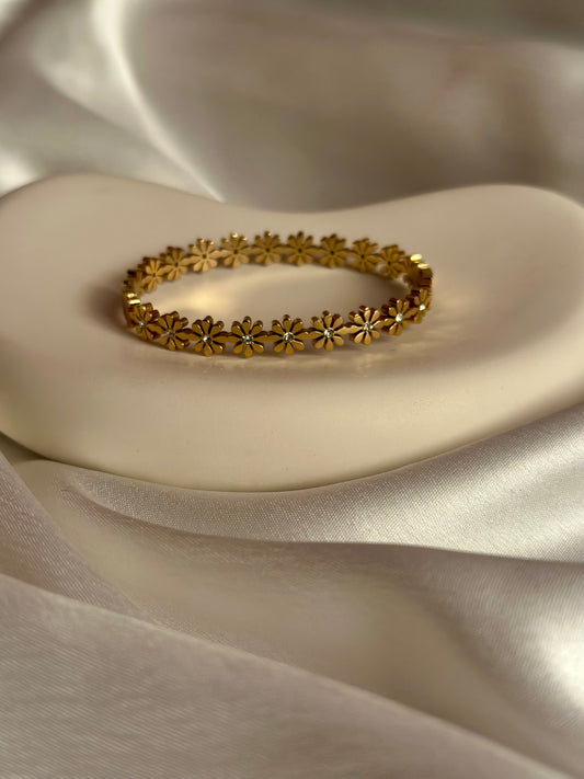 Elegant Flower Cuff
