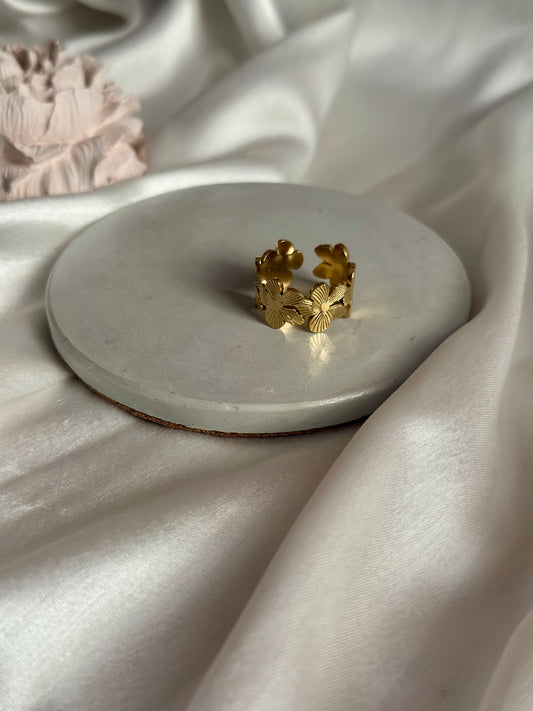 Statement Leaf Ring - Adjustable