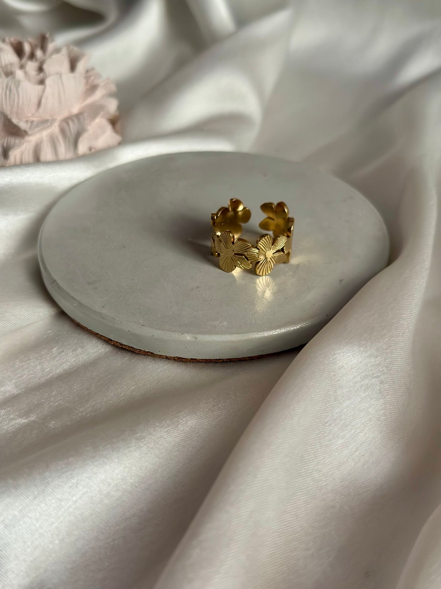 Statement Leaf Ring - Adjustable