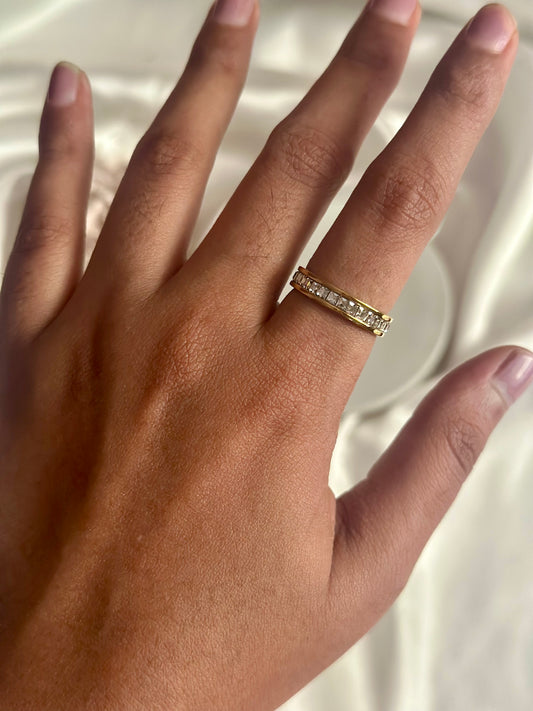 Luxe Studded Band ring