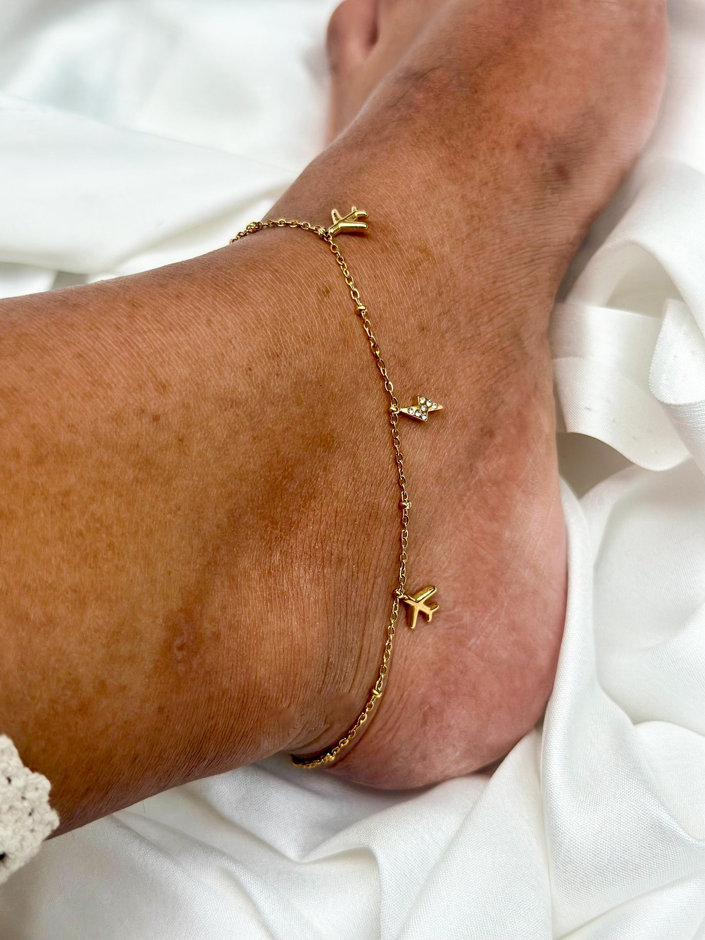 Jetsetter Anklet