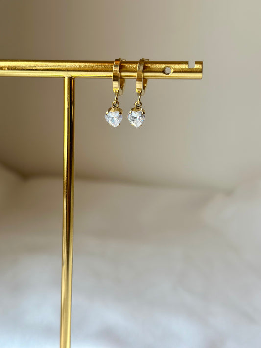 Dainty heart drops