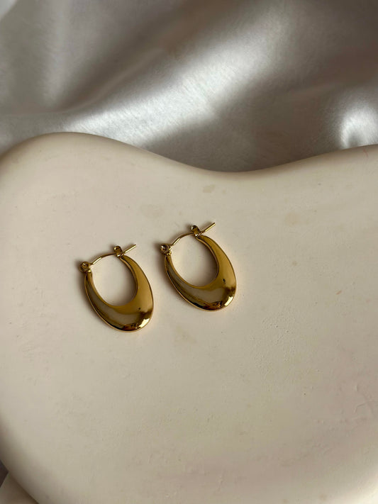 Classic Oval Hoops
