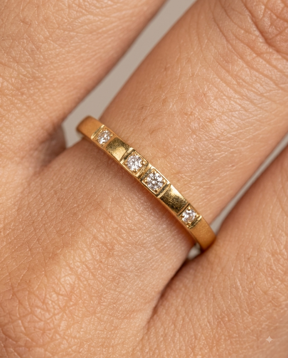 Clara Dainty Ring