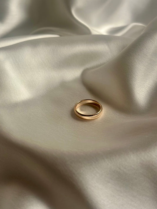 Simple Band Ring